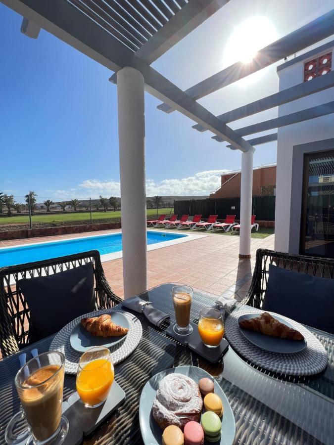 Villa Eva - New To The Market, Fully Refurbished Licensed Villa - Private Pool Caleta De Fuste Exterior foto